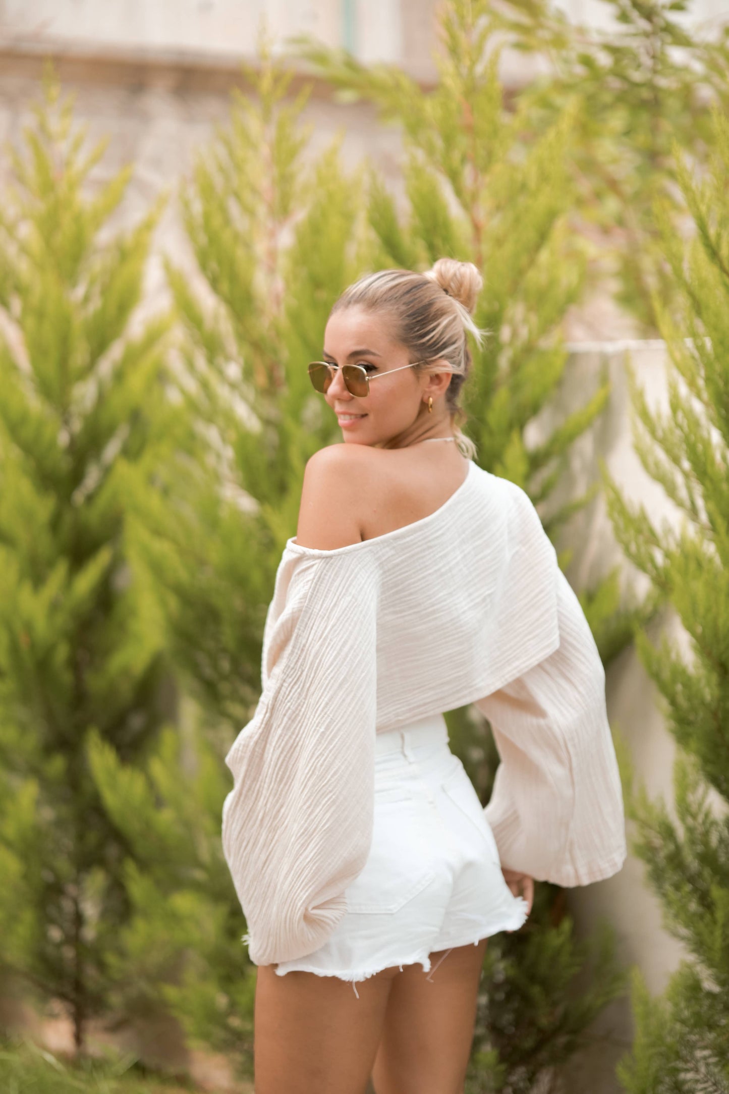 Top | Cropped | Cream