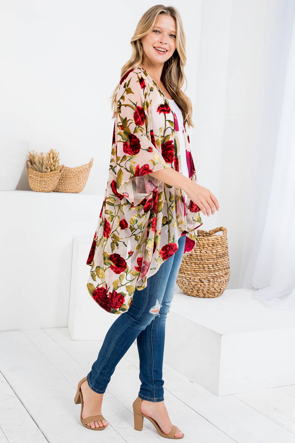 Kimono | Velvet | Roses