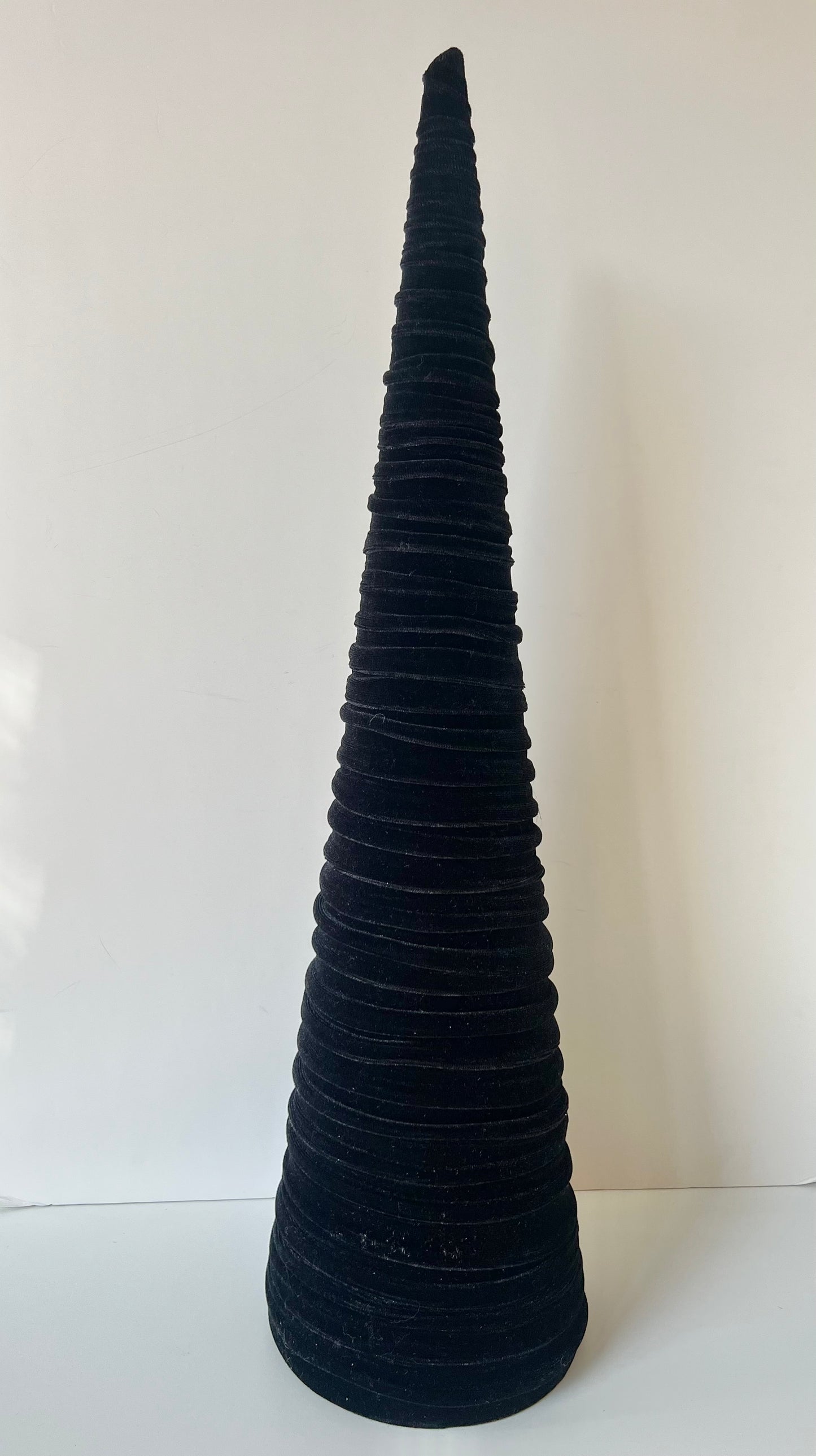 Velvet Trees | Black