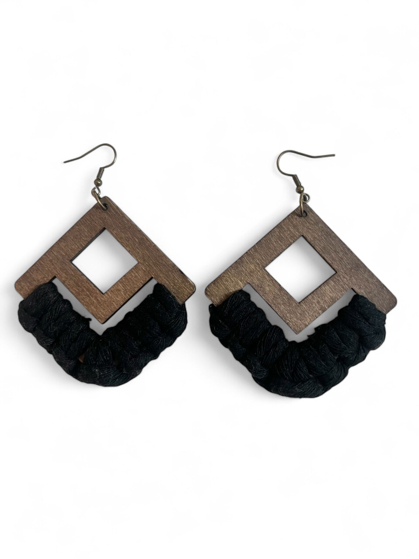 Earrings | Fringeless Diamond | Black