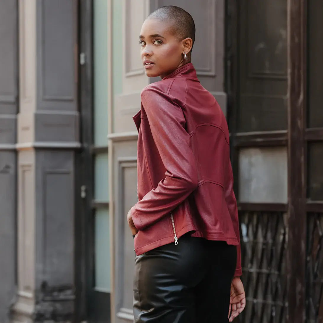 Liquid Leather ™ Signature Jacket: Black / XS
