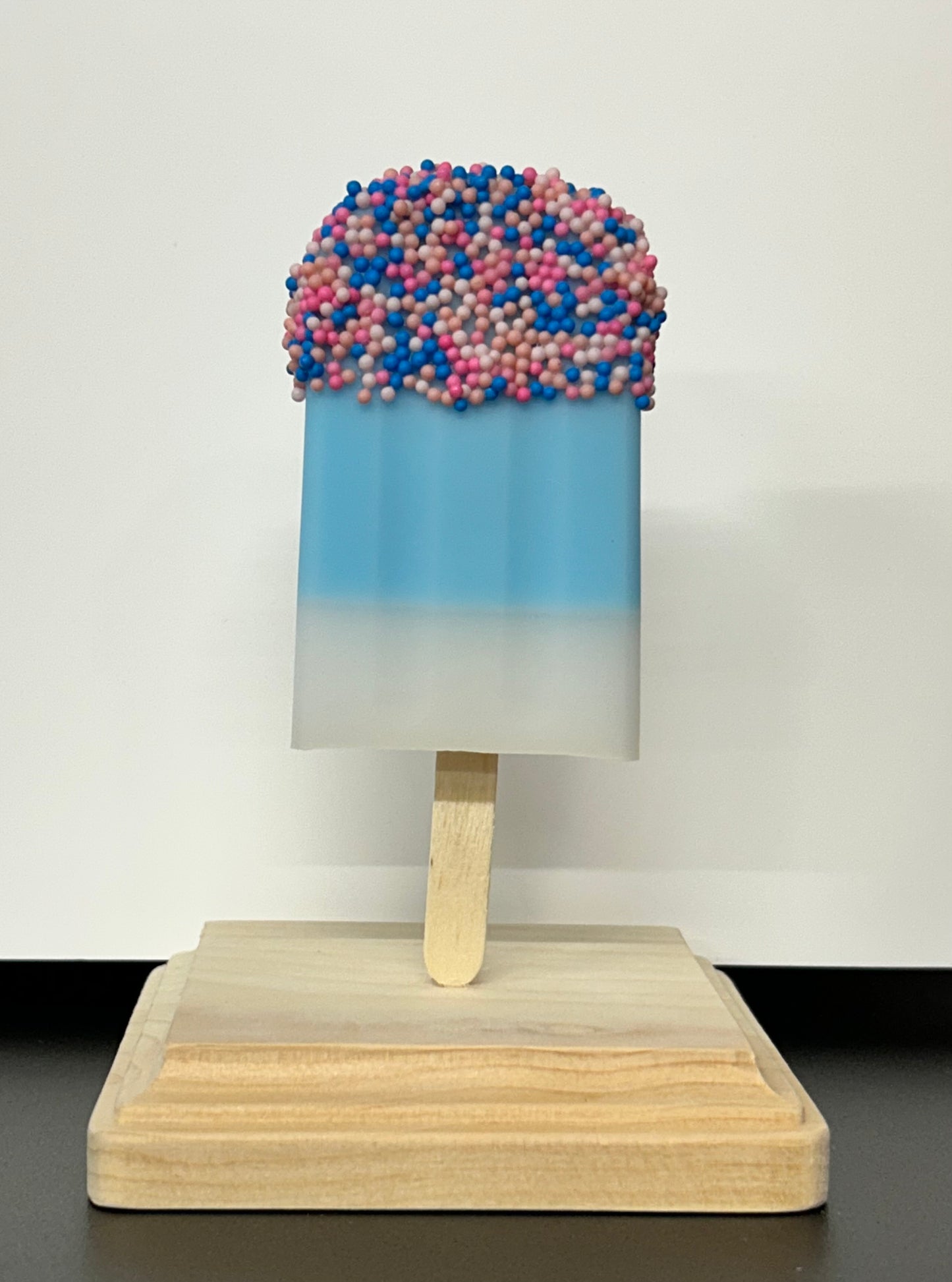 Resin and Acrylic Popsicle Art, single popsicle on wooden stand, Blue, white and pink (CIR027)