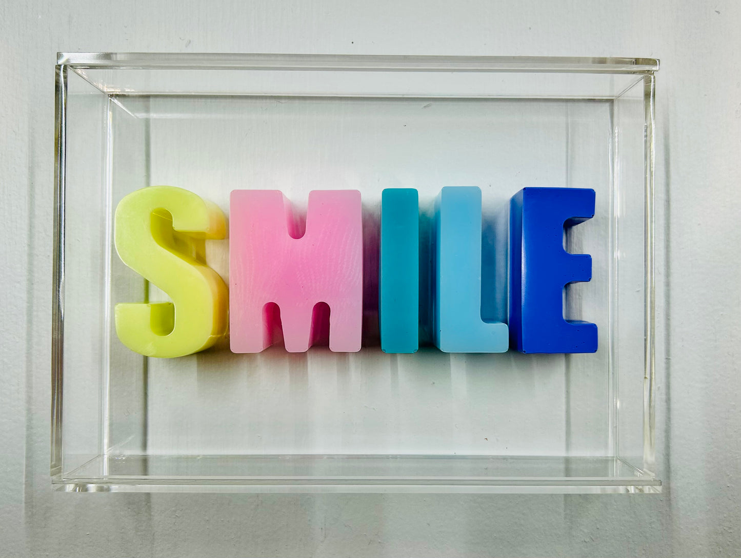 Resin and Acrylic "Smile" Sign, 5 x 7, Multi-Color CIR043