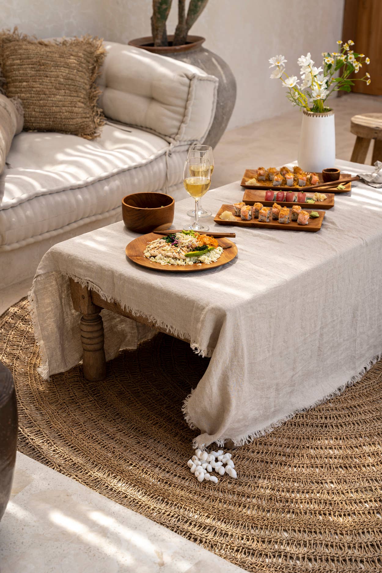 Decor | Table Cloth Shells