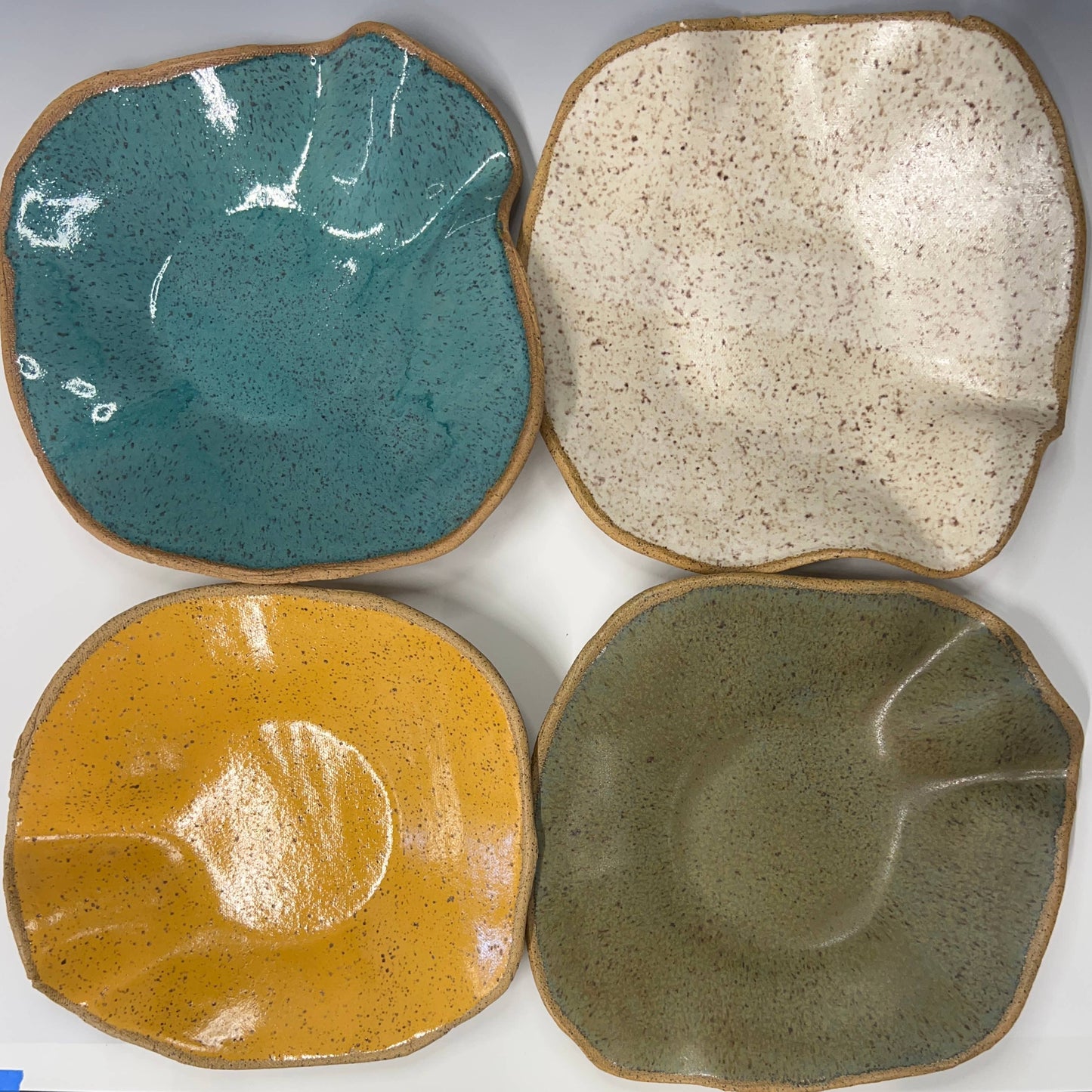 Medium Ruffle Bowl | Cream