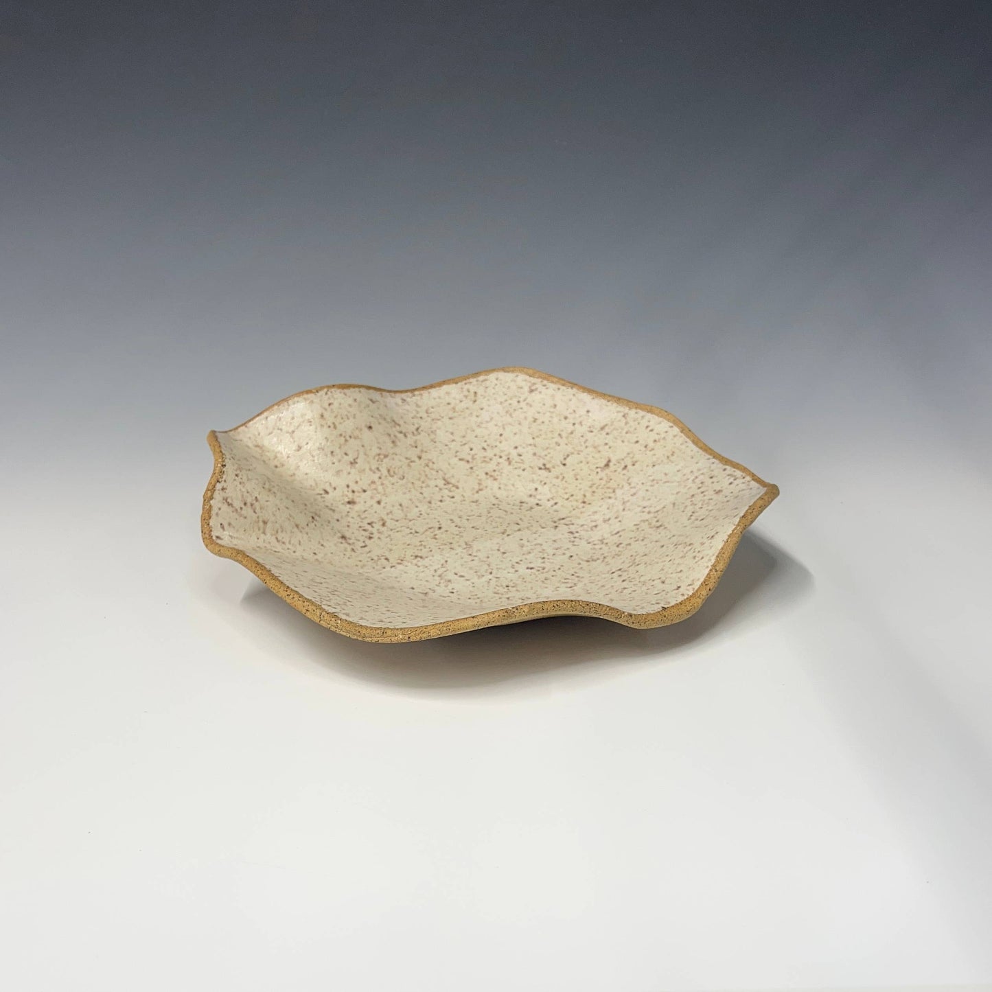 Medium Ruffle Bowl | Cream