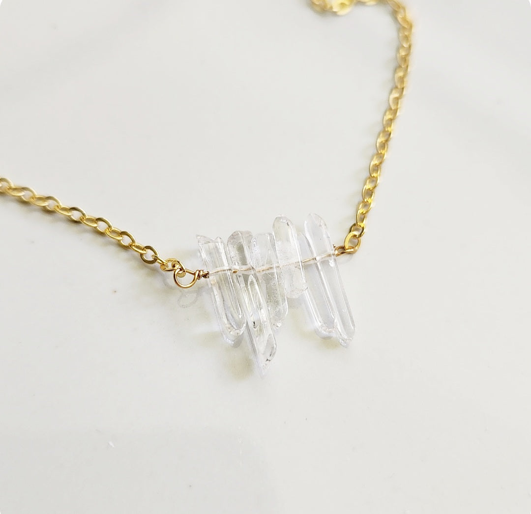 Mini Quartz Stalactite Bib Necklace