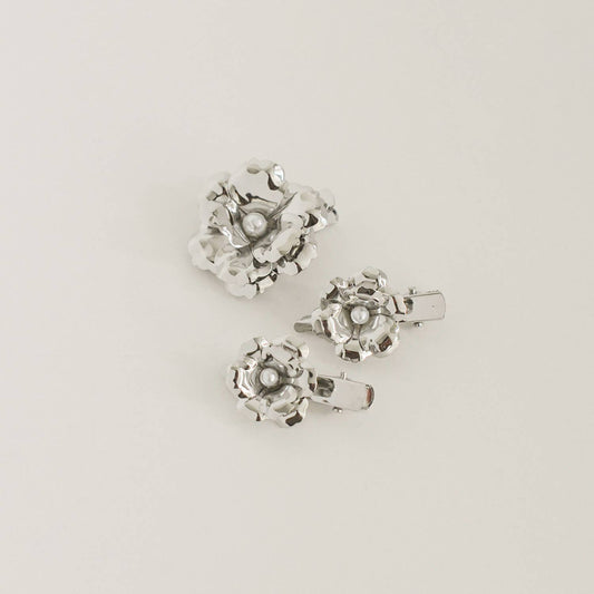 Metal Flower with Plastic Pearl Hair Clips | 3pcs | Silver