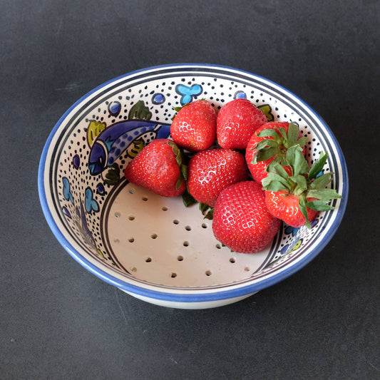 Small Ceramic Berry Bowl Strainer | Fish