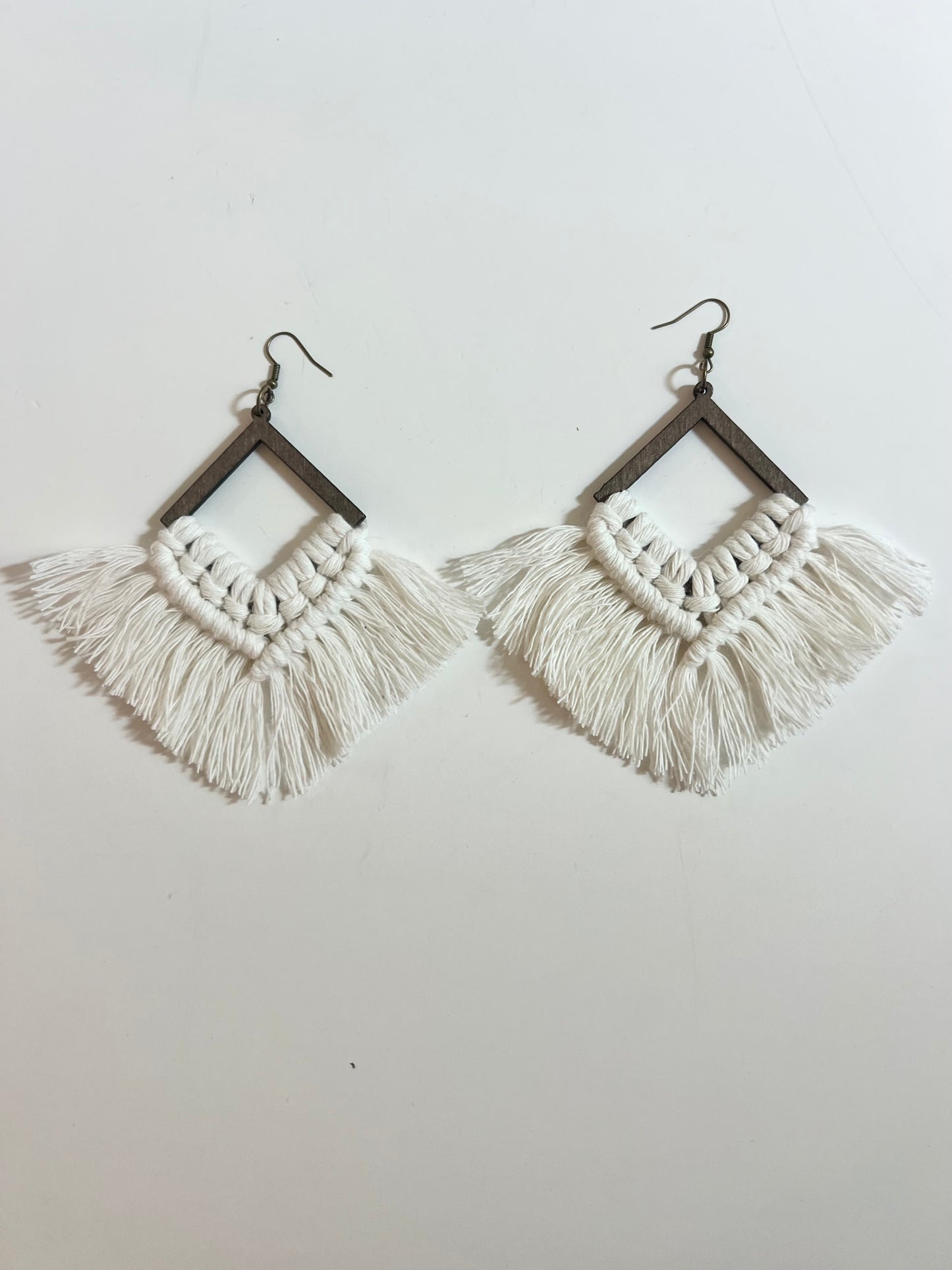 Earrings | Fringeless Diamond | Natural