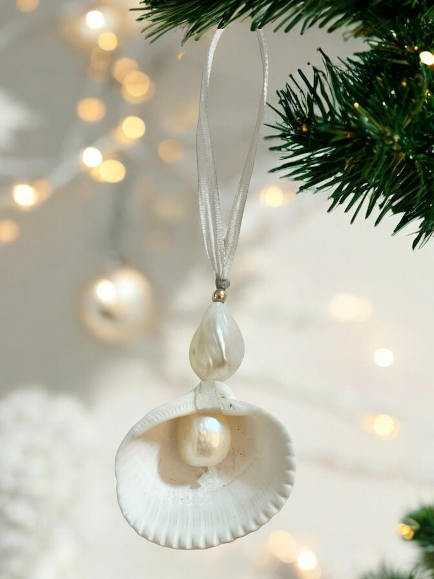 Handmade Ornament | Seashell + Pearl