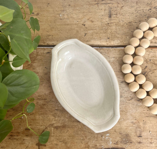 Ceramic Cornbread Bake | White