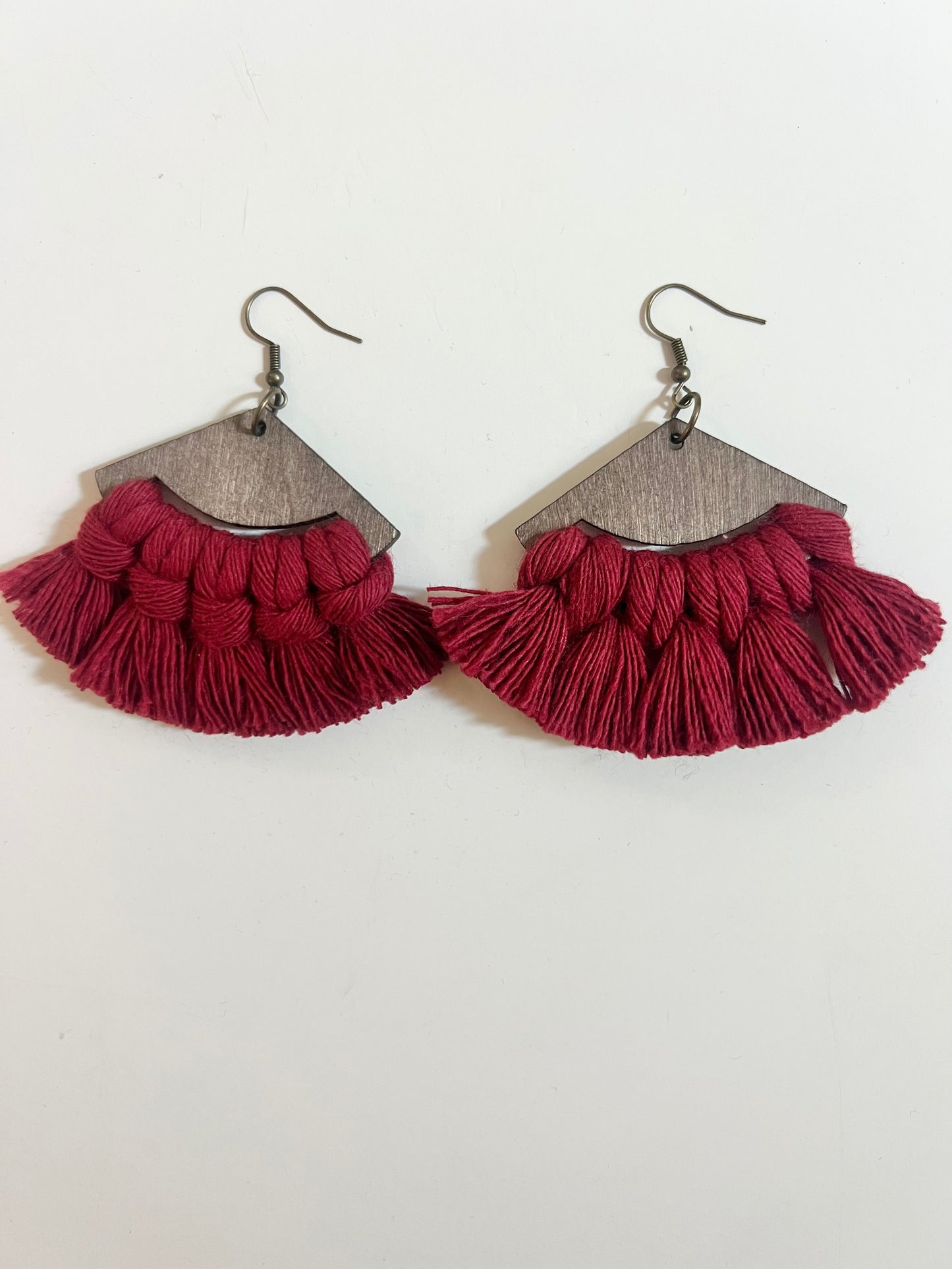 Earrings | Tricurve | Ruby