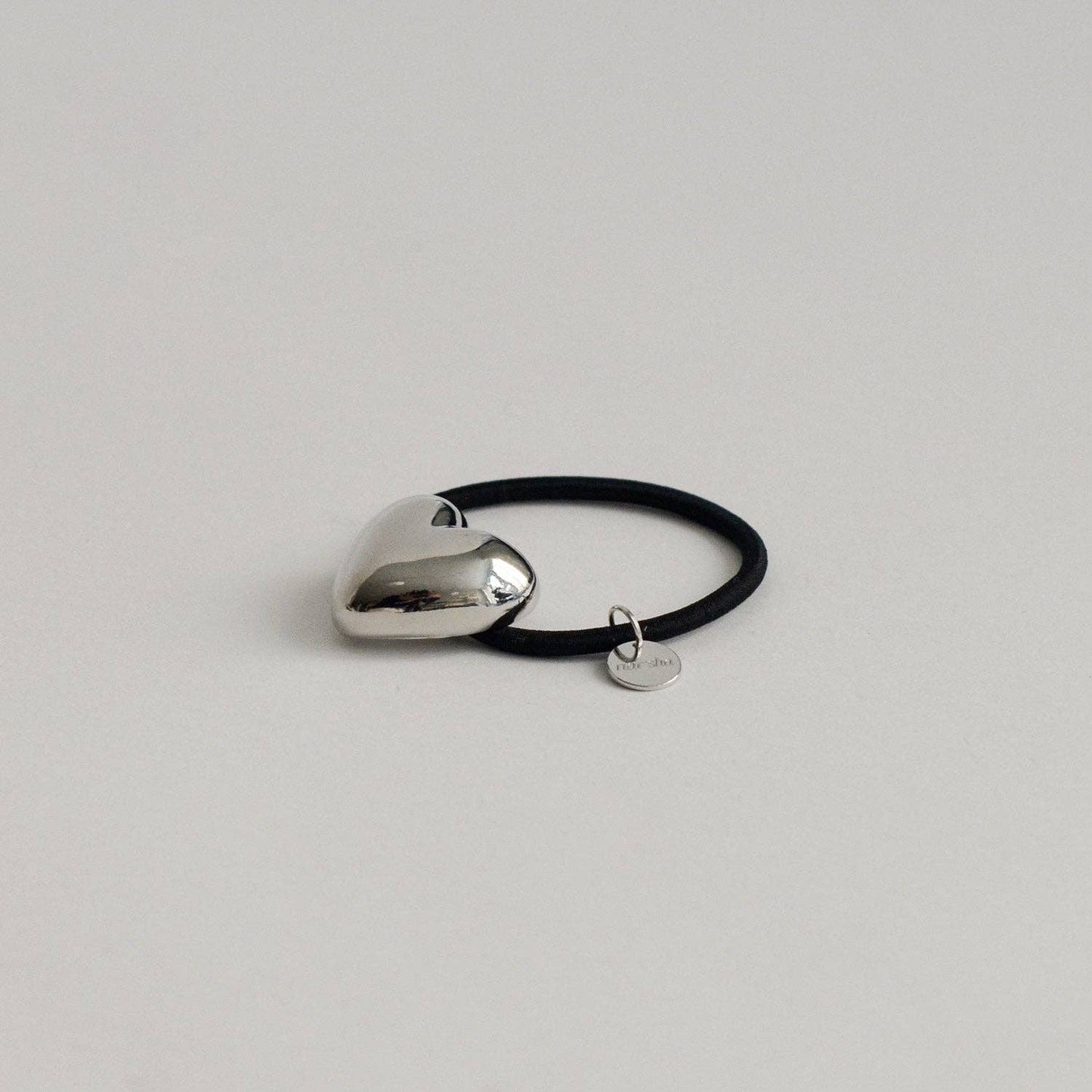 Heart-Shaped Metal Cuff Hair Tie | Silver