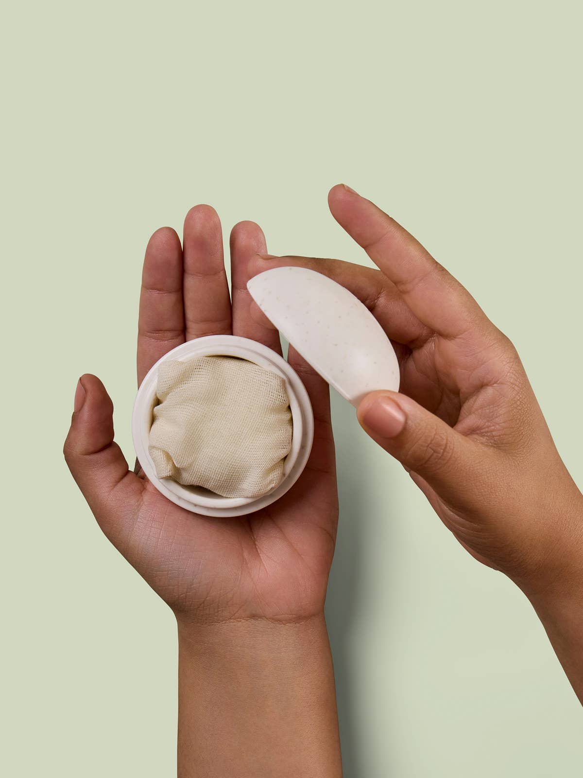The Travel Case for Body Stone | Green