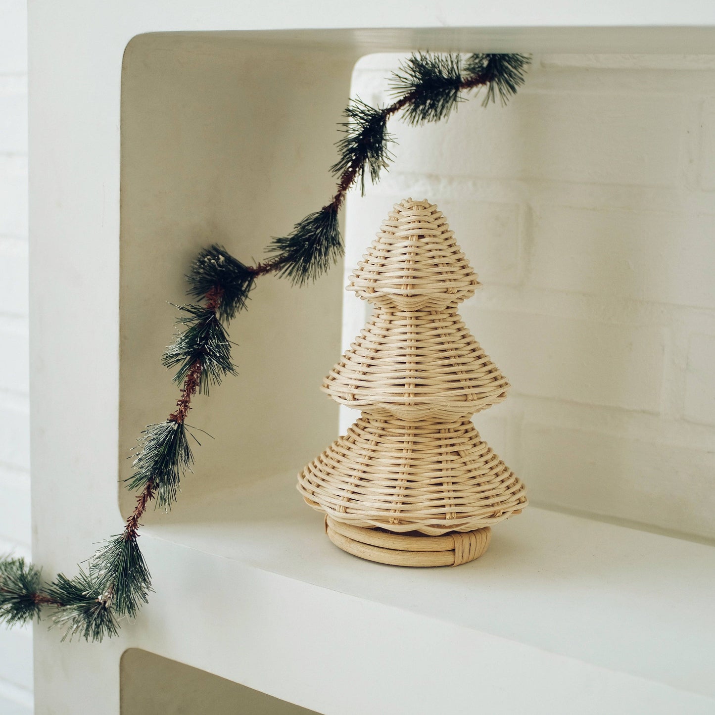 Rattan Christmas Tree | Medium