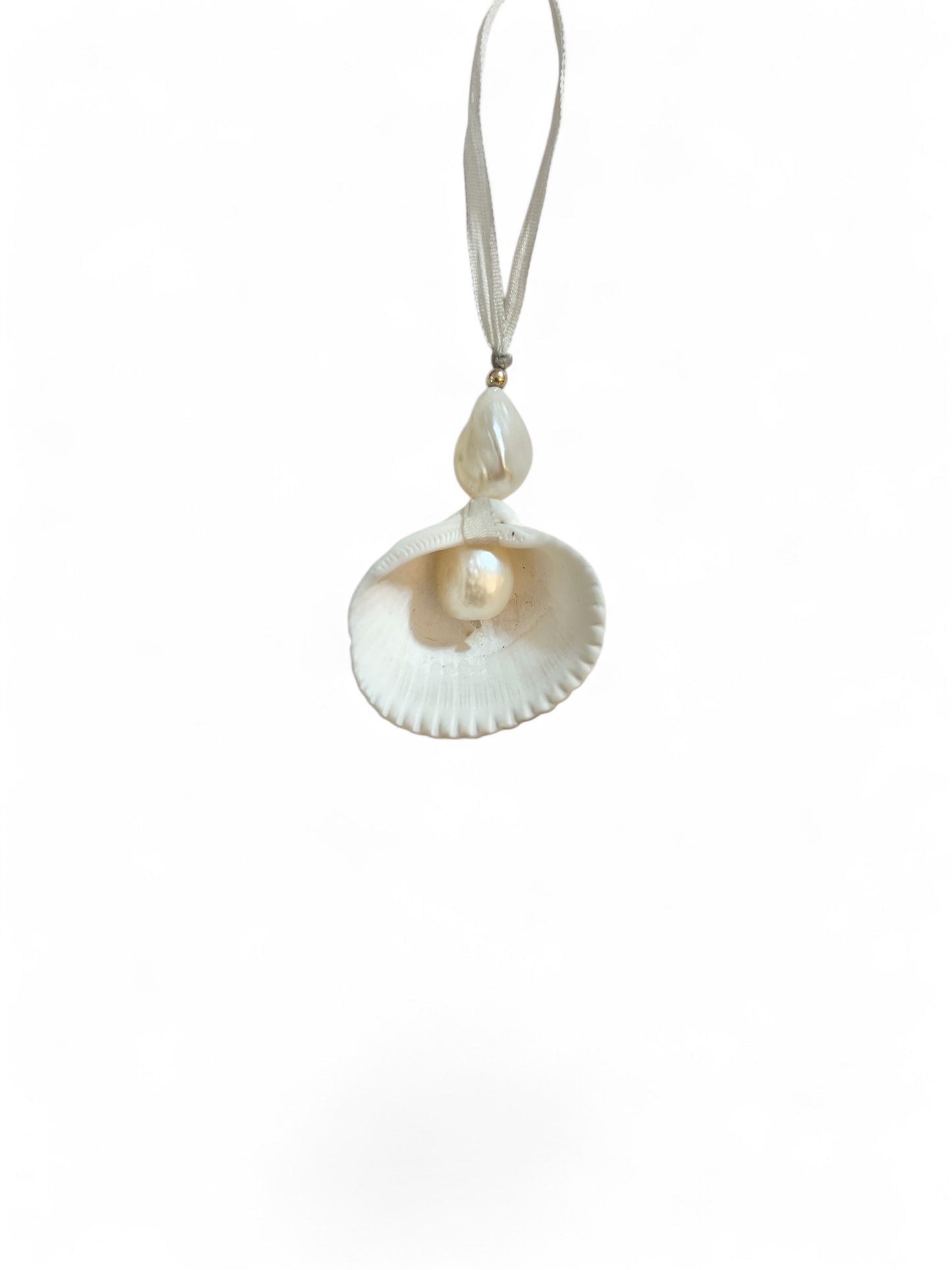 Handmade Ornament | Seashell + Pearl