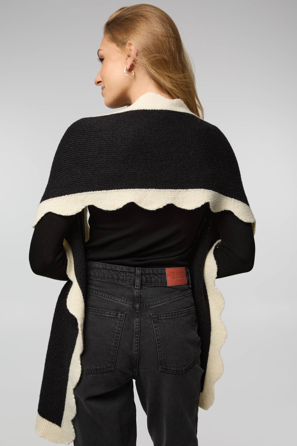 Scallop Trim Knit Scarf | Camel