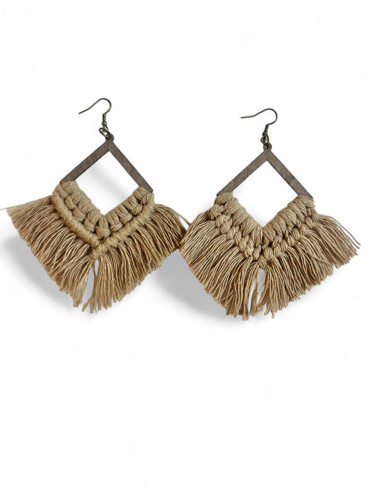 Earrings | Fringeless Diamond | Khaki