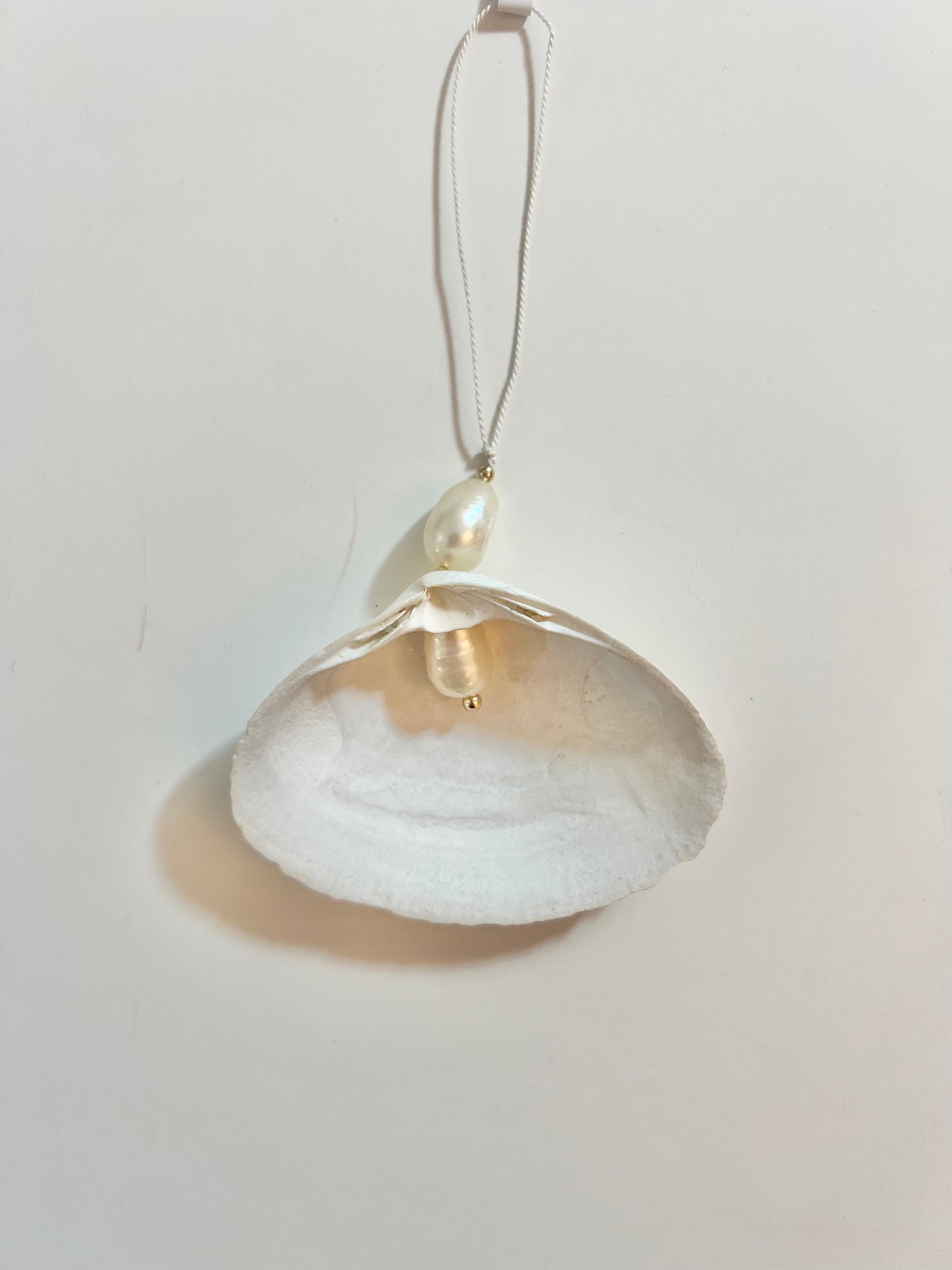 Handmade Ornament | Seashell + Pearl