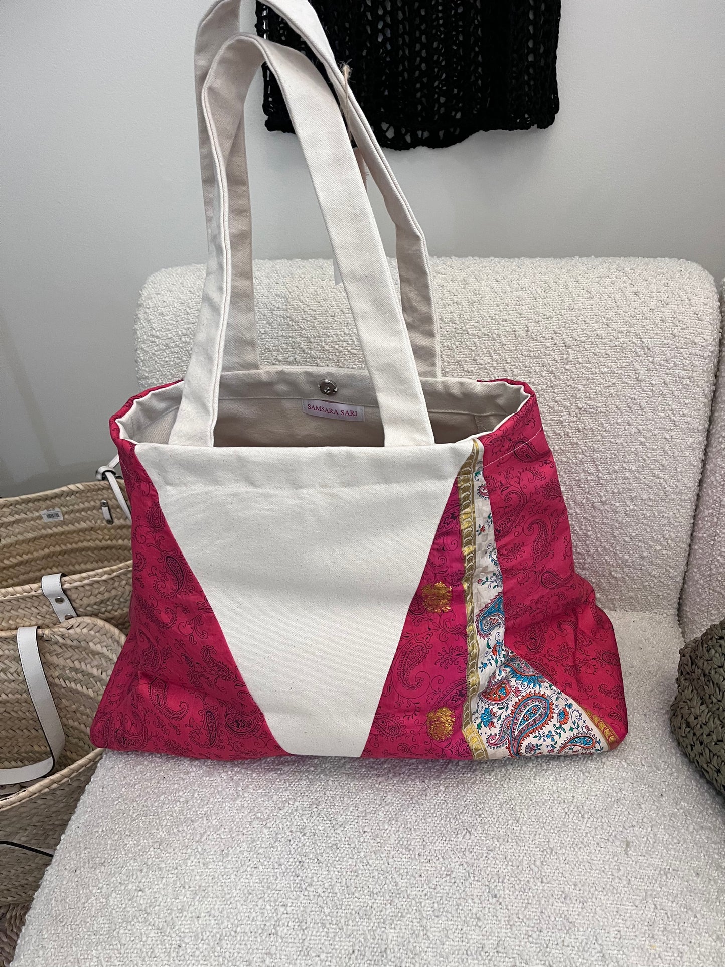 Tulsi Triangle Tote Bag | Pink Paisley