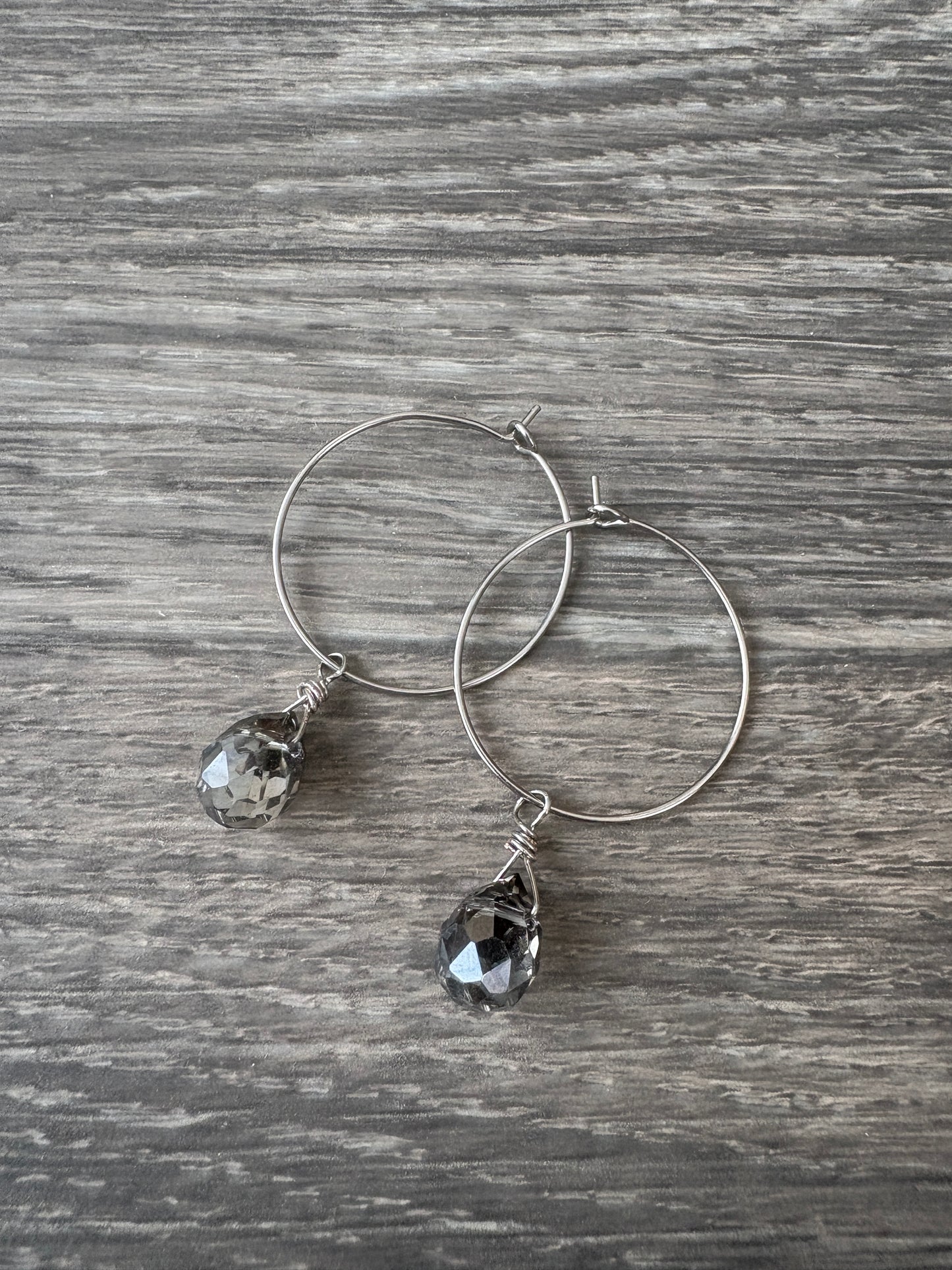 Earrings | Silver | Hematite Hoop