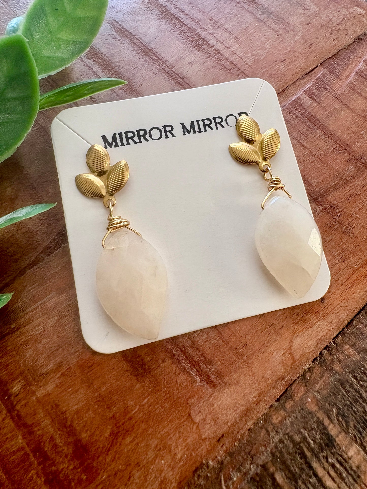 Handmade Earrings | Gold Leaf