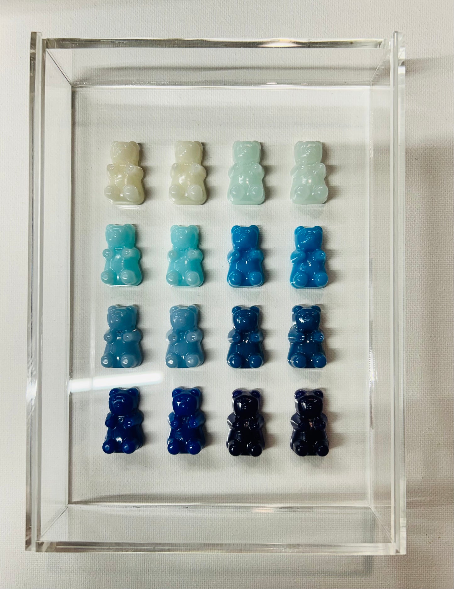 Resin and Acrylic 16 Gummy Bear Art, 5 x 7, Blues (CIR035)