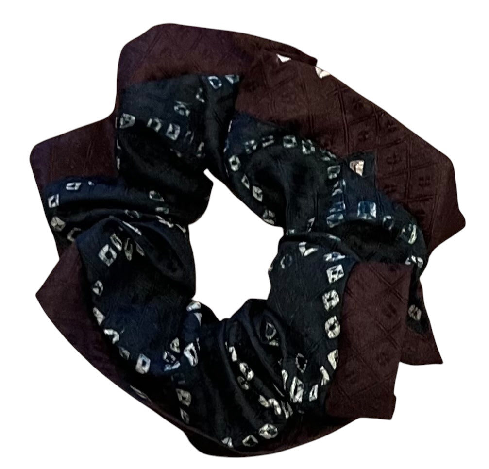 Scrunchie | Black/Brown
