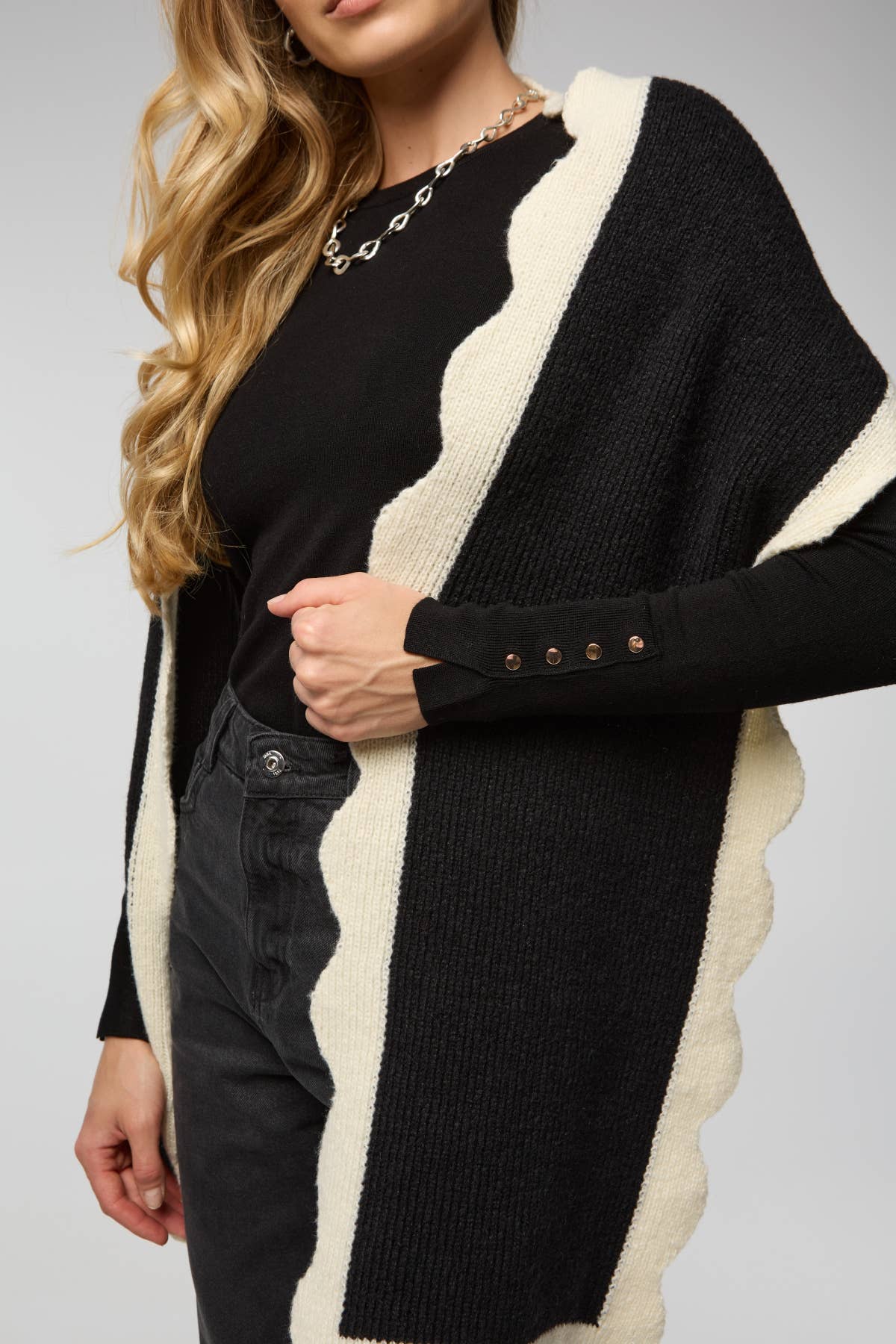 Scallop Trim Knit Scarf | Camel