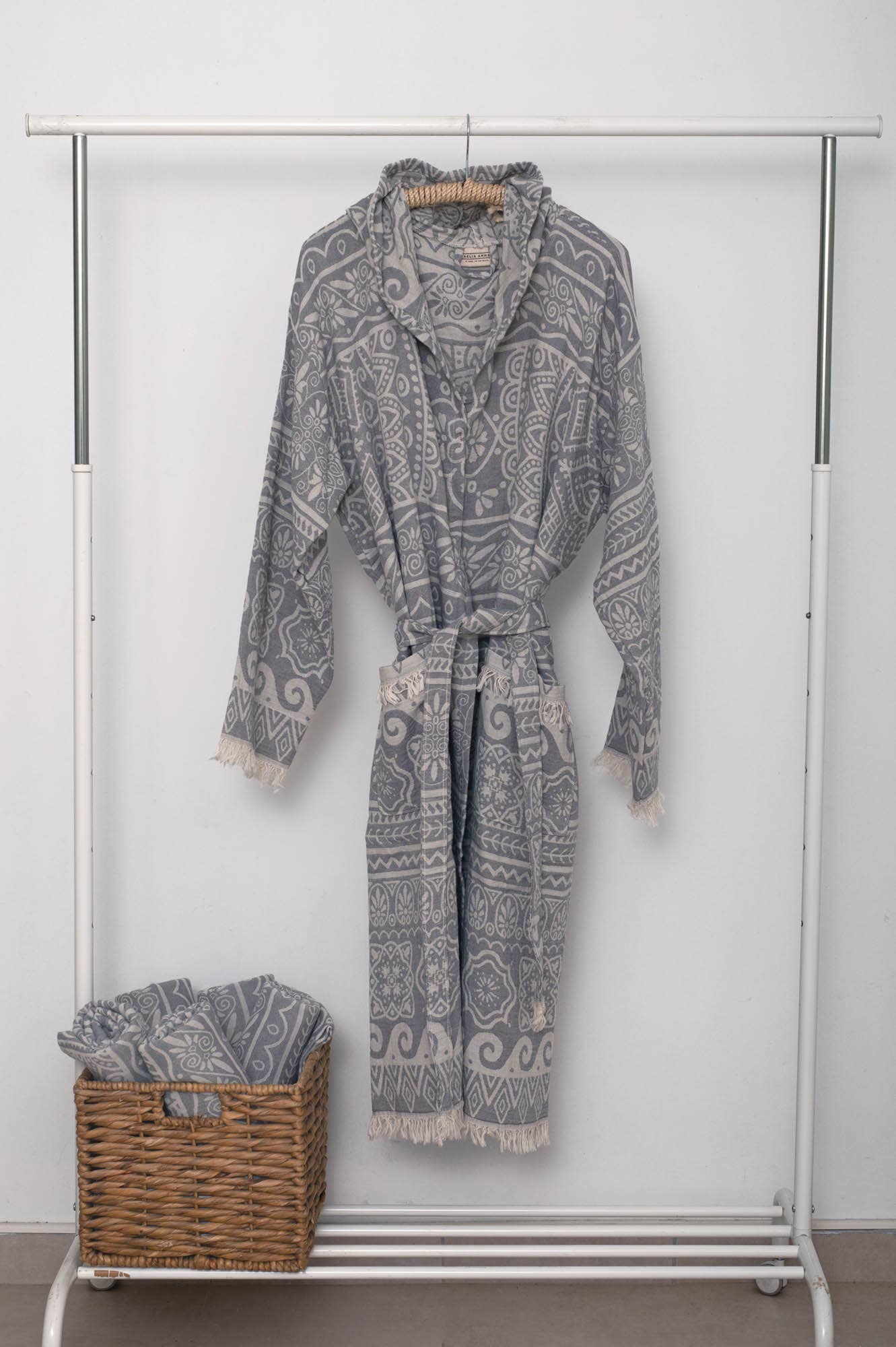 Robe | Dark Grey
