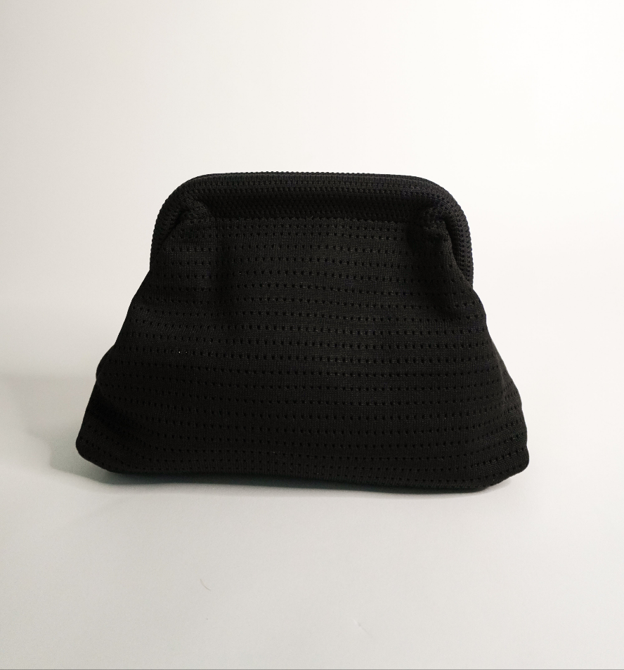 Clutch | Black