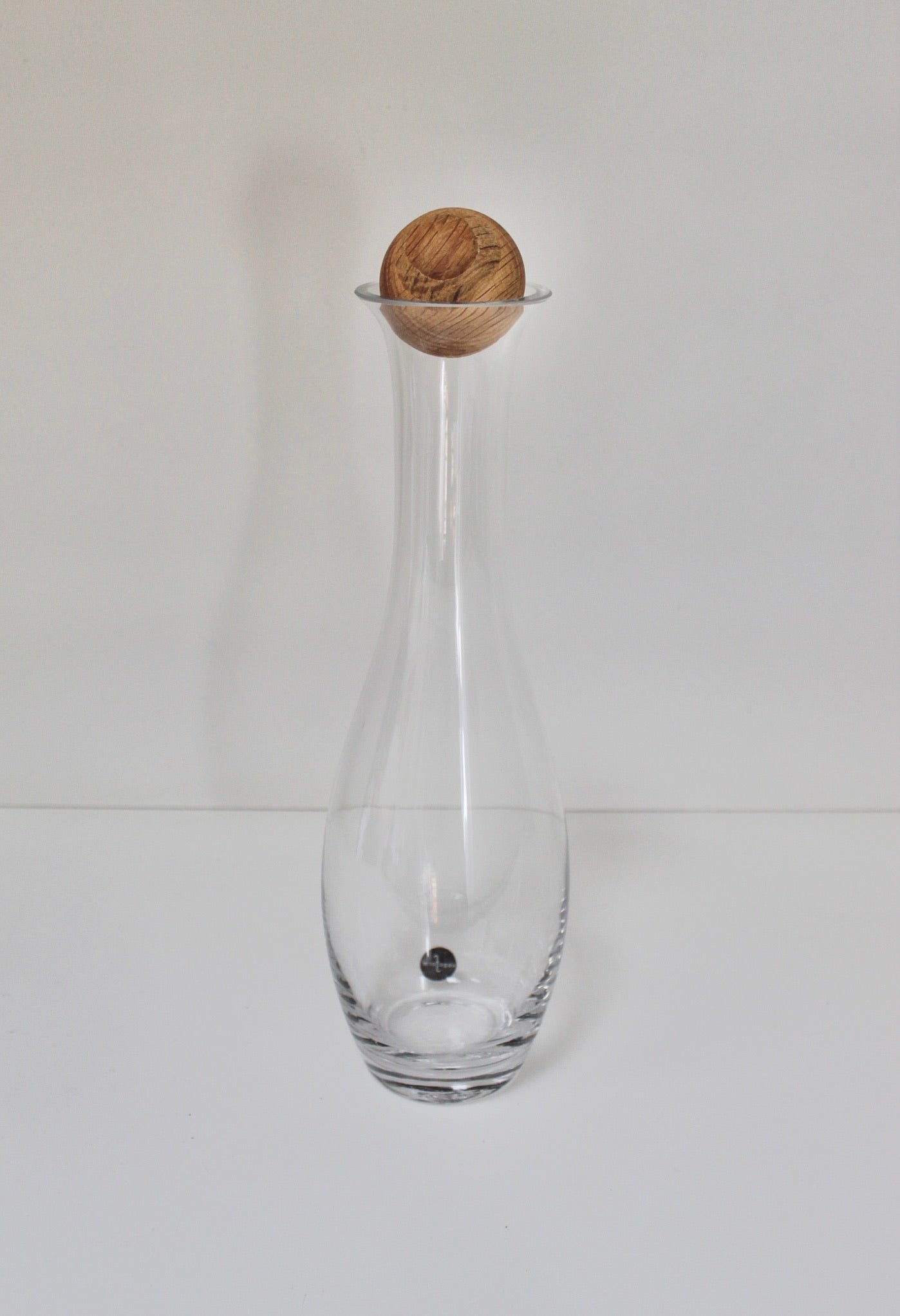 Wine/Water Carafe with Oak Stopper